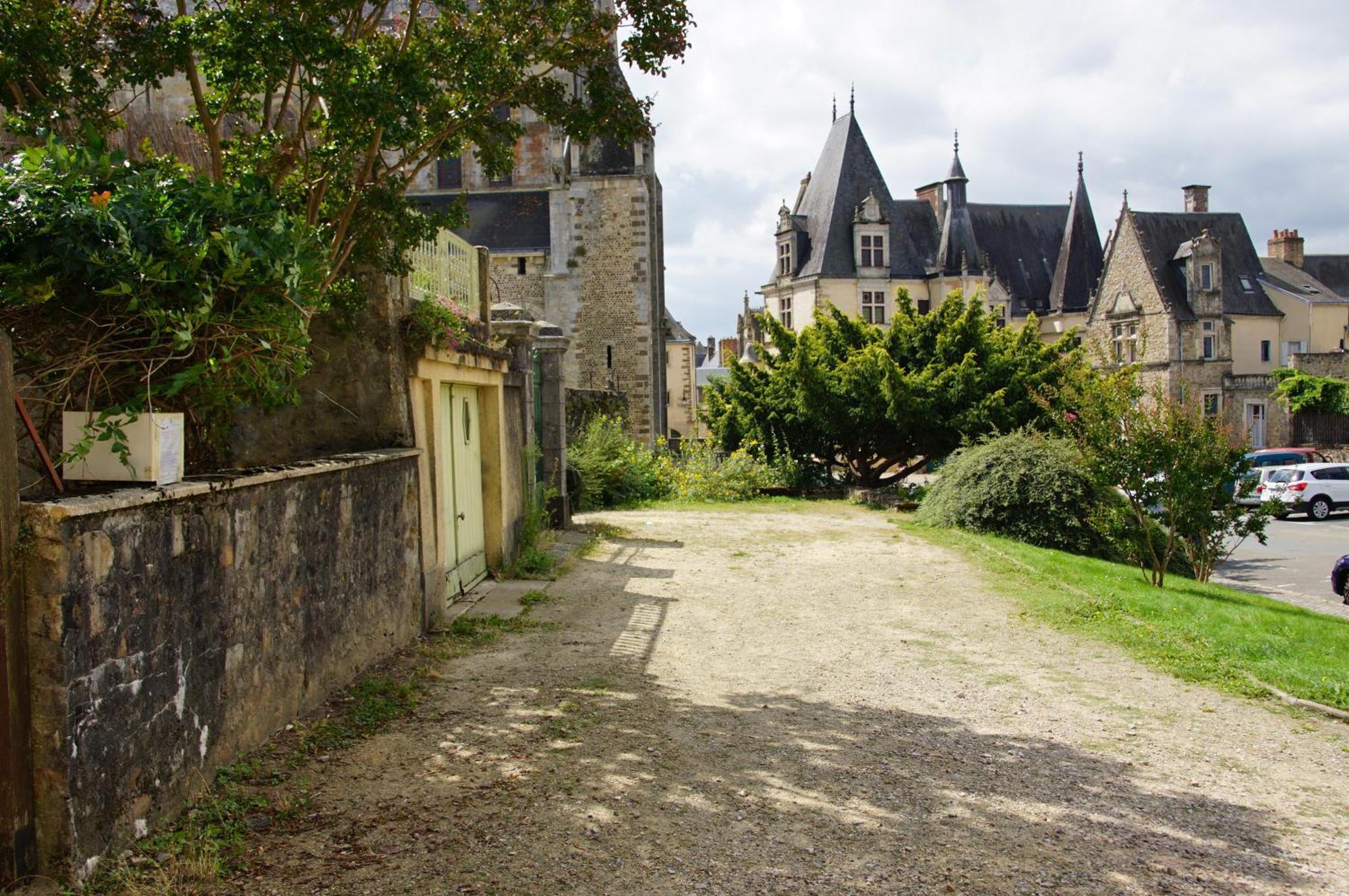 Maison Avec Vue Sur La Cathedrale Le Mans Extérieur photo